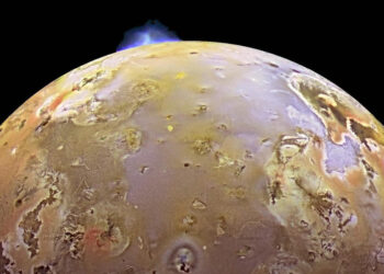 ไขปริศนา ‘เนินทรายยักษ์’ บนดวงจันทร์ไอโอมาจากไหน ?!