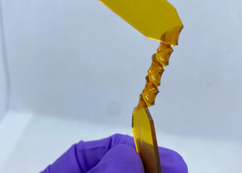 ขจัดปัญหาขยะพลาสติกด้วยด้วยพลาสติกจากซังข้าวโพด